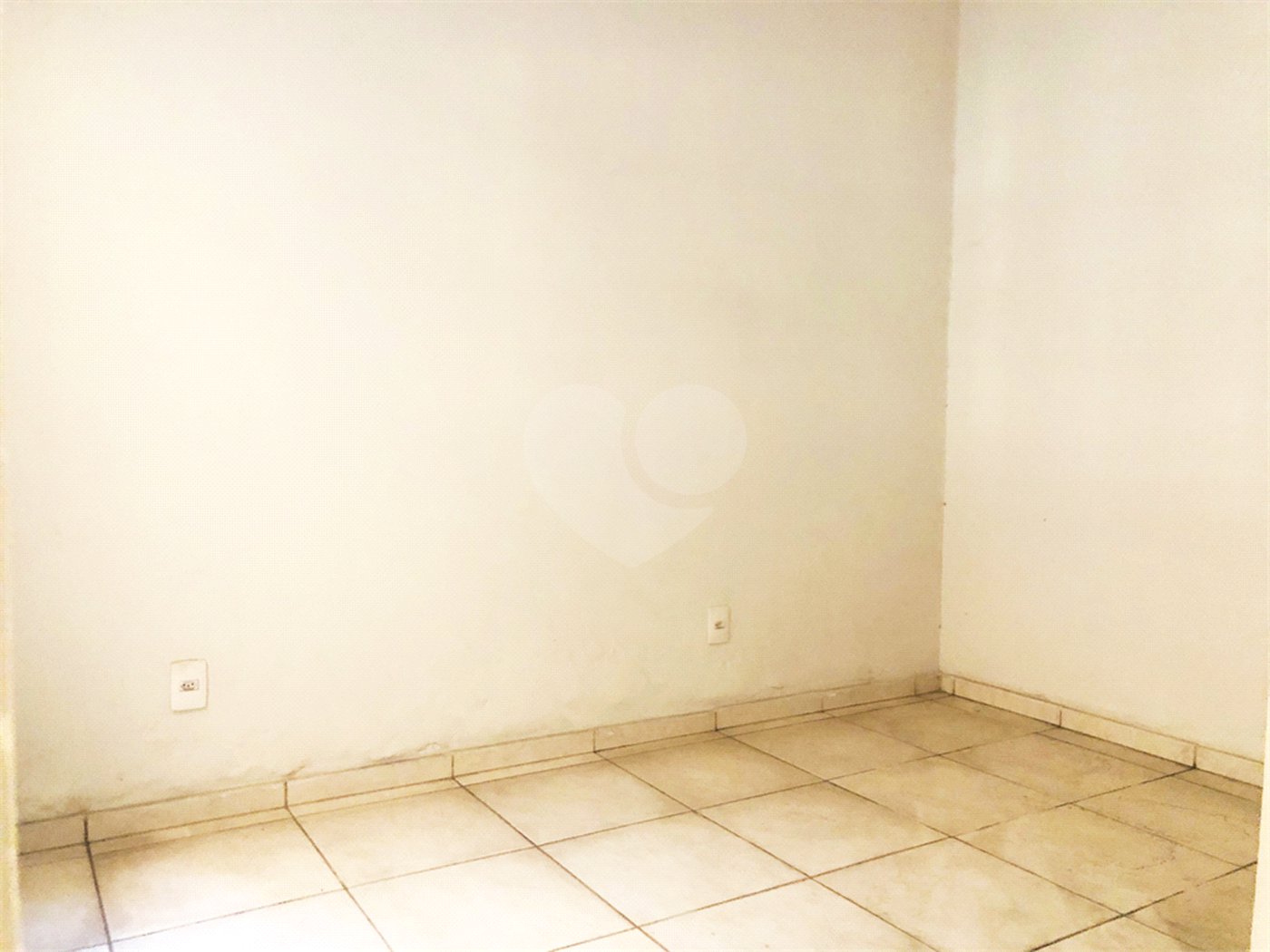 Sobrado à venda com 4 quartos, sendo 3 suítes, em Vila Rosália, Guarulhos, SP