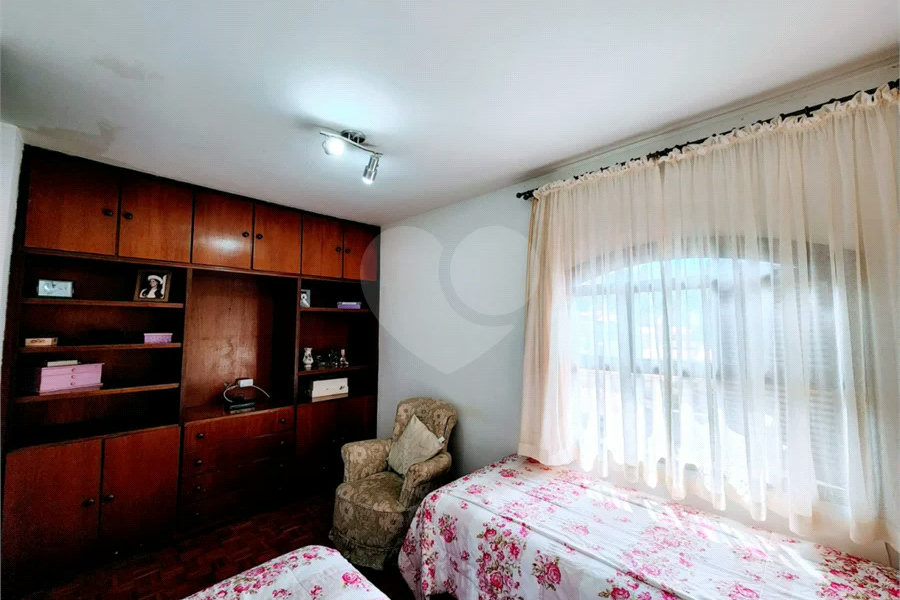 Sobrado à venda com 3 quartos, sendo 1 suíte, em Horto, São Paulo, SP