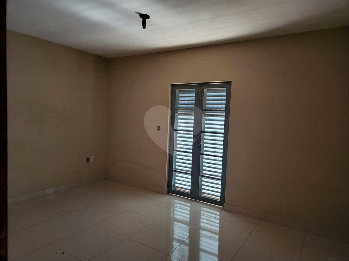 Casa à venda com 2 quartos em Vila Santa Maria (vila Xavier), Araraquara, SP