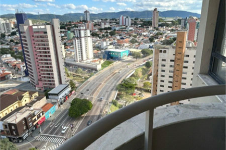 Apartamento à venda com 3 quartos, sendo 1 suíte, no Centro, Jundiaí, SP