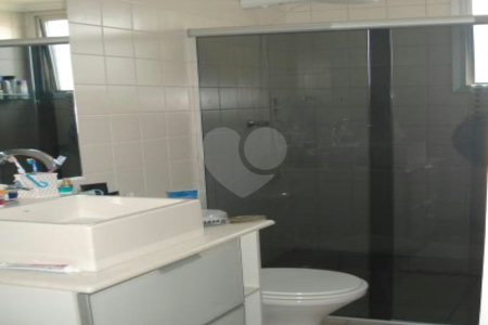 Apartamento à venda com 2 quartos em Jardim Ivana, São Paulo, SP