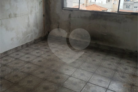 Casa à venda com 3 quartos em Parque Vitória, São Paulo, SP