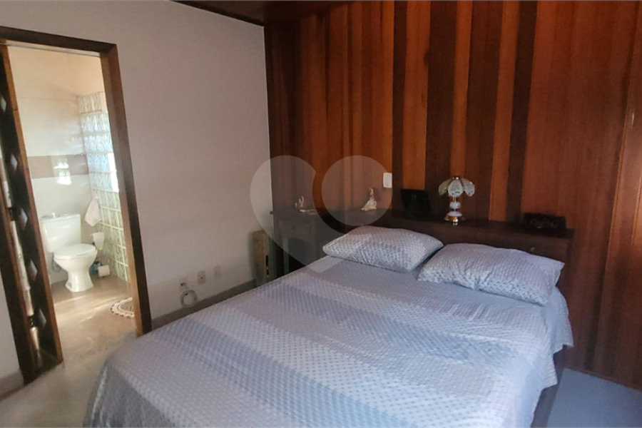 Casa à venda com 3 quartos, sendo 2 suítes,  em Mantiqueira, Mairiporã, SP