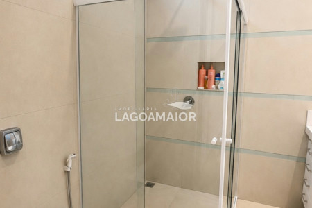 Casa à venda com 3 quartos, sendo 1 suíte, no condomínio Portal Das Àguas, Três Lagoas - MS