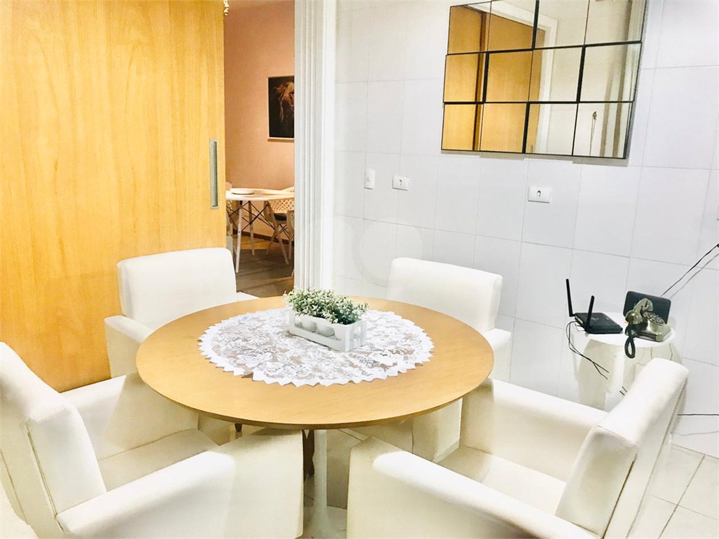 Casa à venda com 3 quartos, sendo 1 suíte, no condomínio Residencial Patrimônio do Carmo, São Roque - SP
