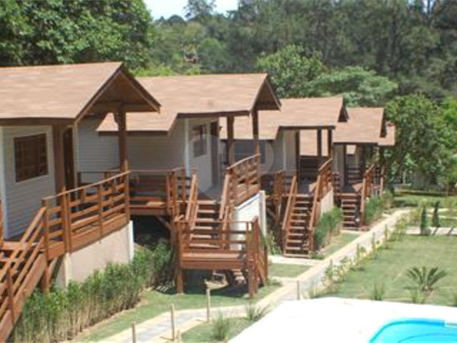 Casa à venda com 5 suítes no condomínio Cinco Lagos, Mairiporã - SP