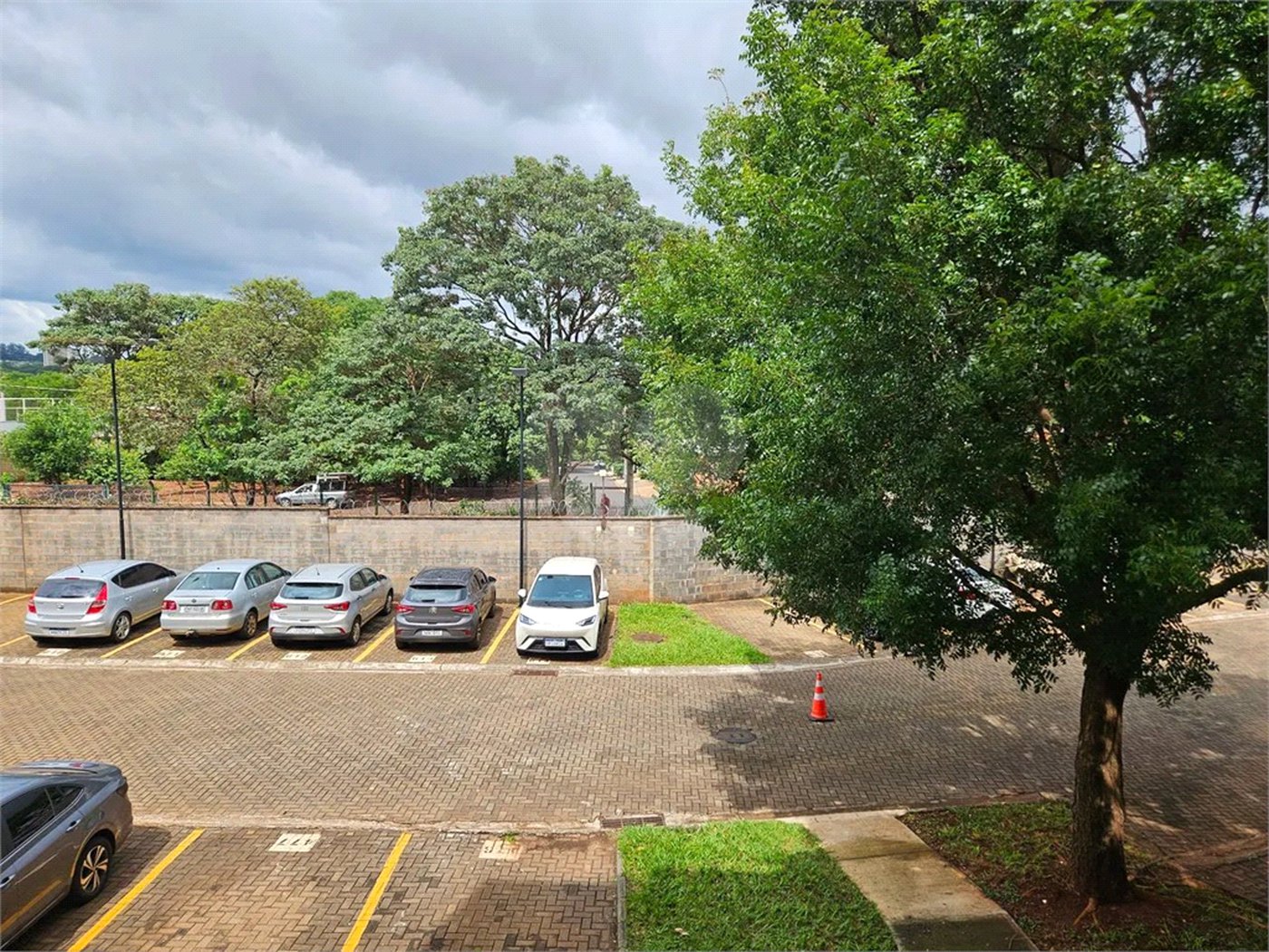 Apartamento à venda com 3 quartos, sendo 1 suíte,  em Jardim São José, Ribeirão Preto, SP
