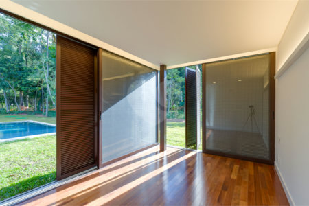Casa à venda com 5 suítes no condomínio Chácara Flora, São Paulo - SP