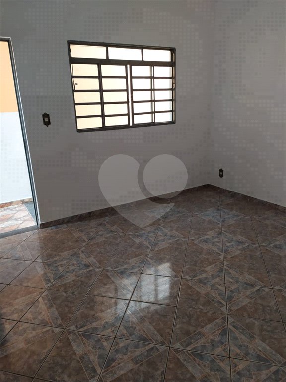 Sobrado à venda com 2 quartos, sendo 1 suíte, em Jardim Morada do Sol, Indaiatuba, SP