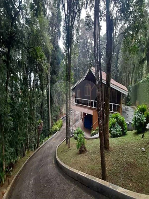 Casa Térrea à venda com 3 quartos, sendo 1 suíte, em Roseira, Mairiporã, SP