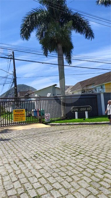 DUPLEX ALTO PADRÃO VARGEM PEQUENA