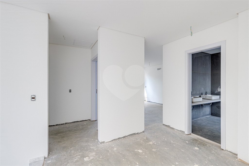 Casa à venda com 4 suítes no condomínio Vila Arese, São Paulo - SP