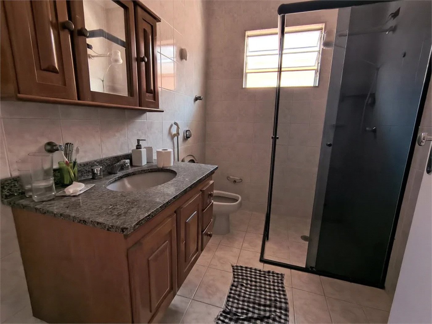Sobrado à venda com 3 quartos, sendo 1 suíte, em Vila Polopoli, São Paulo - SP