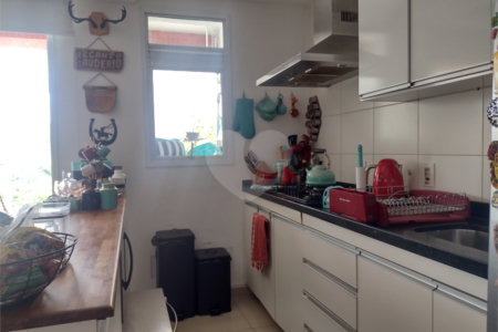 Apartamento à venda com 2 suítes em Campo Belo, São Paulo, SP