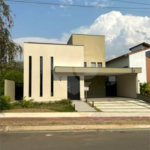 Casa à venda com 3 quartos, sendo 1 suíte, no condomínio Residencial Lagos D Icarai, Salto - SP