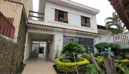 Casa à venda com 3 quartos em Água Fria, São Paulo, SP