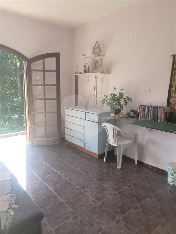 Chácara à venda com 3 quartos em Parque Alvorada, Suzano, SP