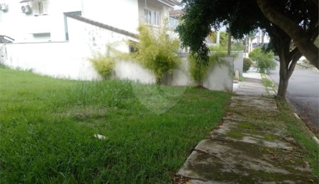 Terreno à venda no condomínio Real Park - Vila Oliveira, Mogi das Cruzes - SP