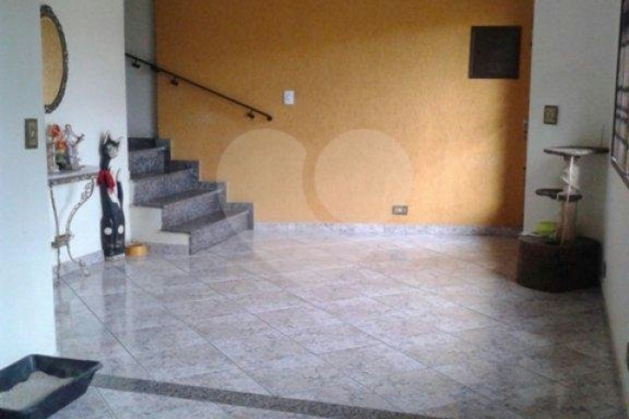 Sobrado à venda com 3 quartos, sendo 1 suíte, em Tremembé, São Paulo, SP