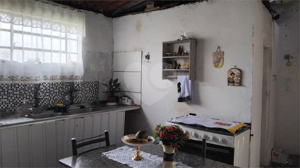 Chácara à venda com 2 quartos em Vila Caputera, Mogi das Cruzes, SP