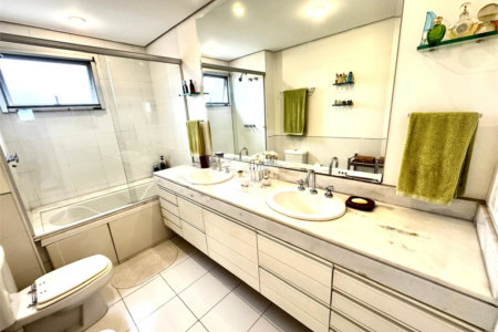 Apartamento à venda com 2 suítes em Parque do Morumbi, São Paulo, SP