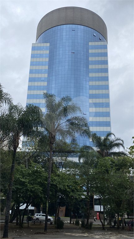 Sala comercial a 4 minutos estação Berrini