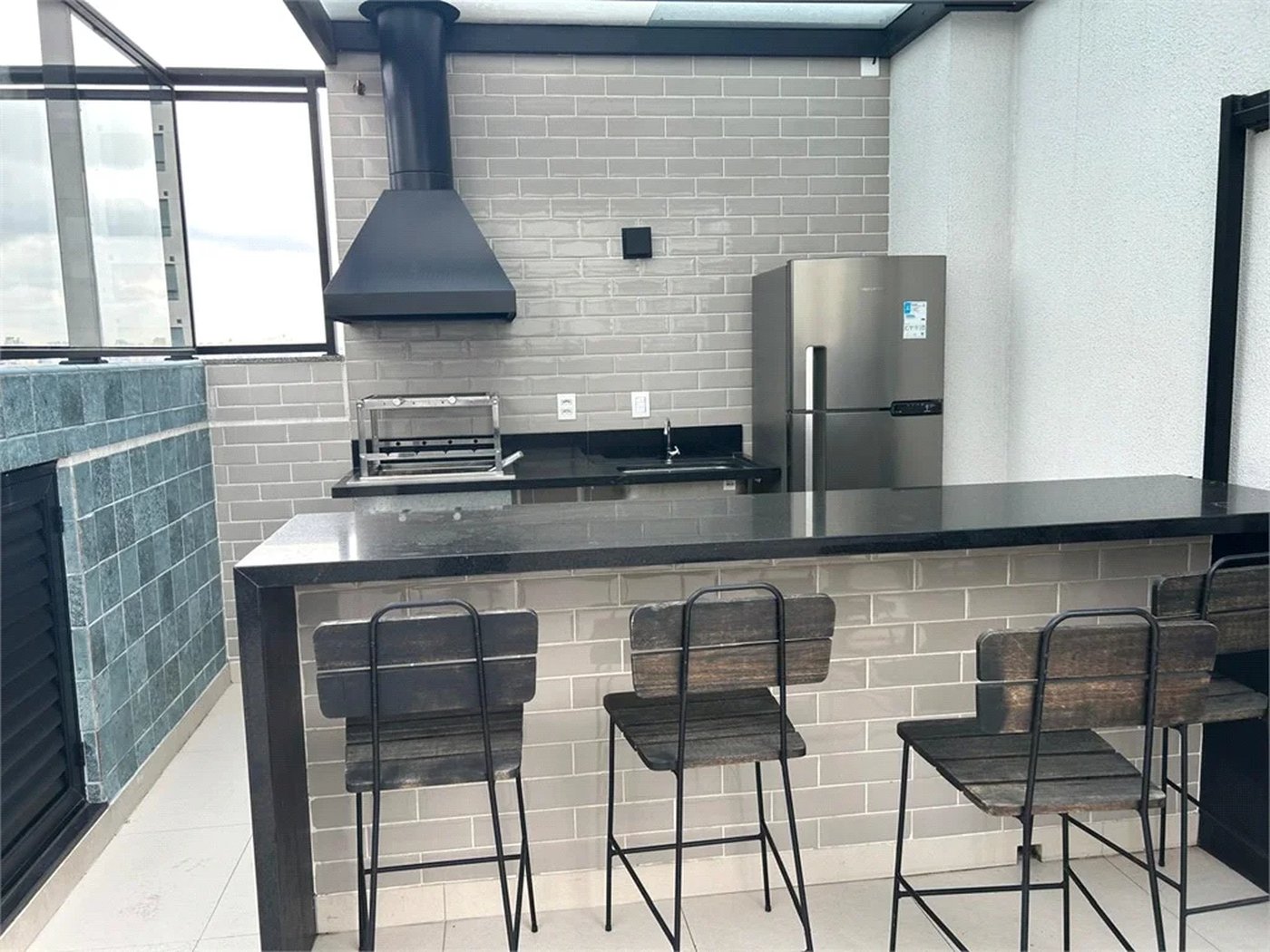 Apartamento à venda com 2 suítes em Cerqueira César, São Paulo, SP