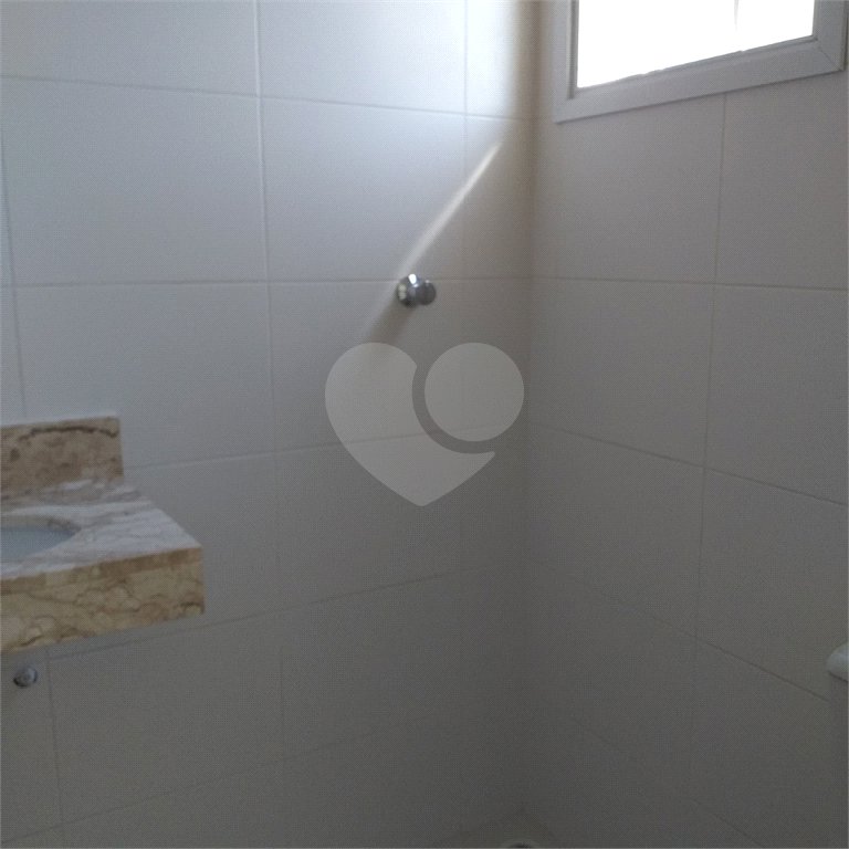 Casa à venda com 2 suítes no condomínio martinha, São Paulo - SP
