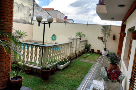 Casa à venda com 4 quartos, sendo 2 suítes,  em Jardim Japão, São Paulo, SP