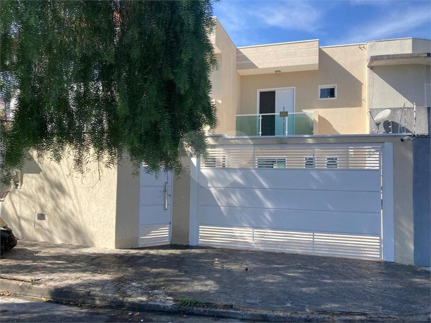 Sobrado à venda com 3 quartos, sendo 1 suíte, em Jardim Nathalie, Mogi das Cruzes, SP