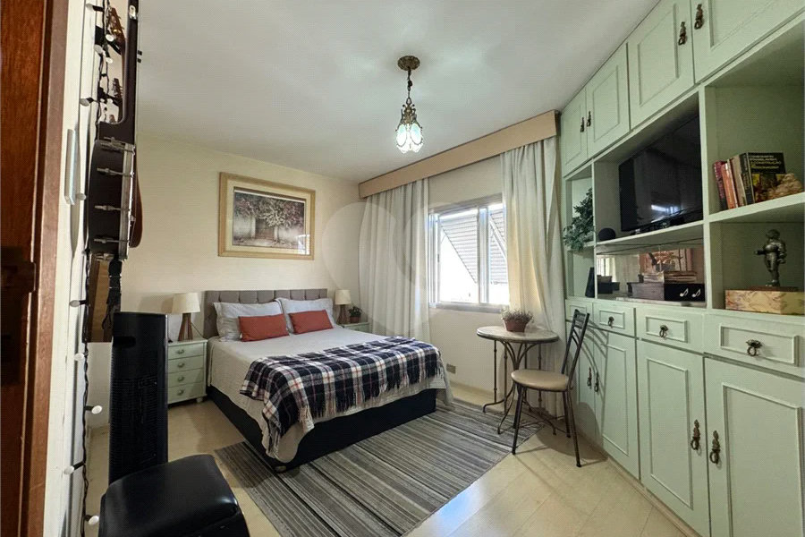 Apartamento à venda com 4 quartos, sendo 1 suíte, em Santana, São Paulo, SP
