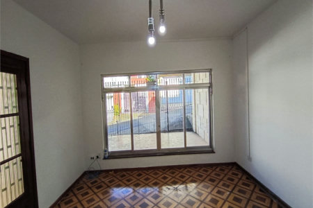 Sobrado à venda com 3 quartos em Chora Menino, São Paulo, SP