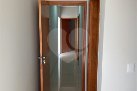 Terreno à venda com 2 quartos, sendo 1 suíte, no condomínio Costa Leste, Três Lagoas - MS