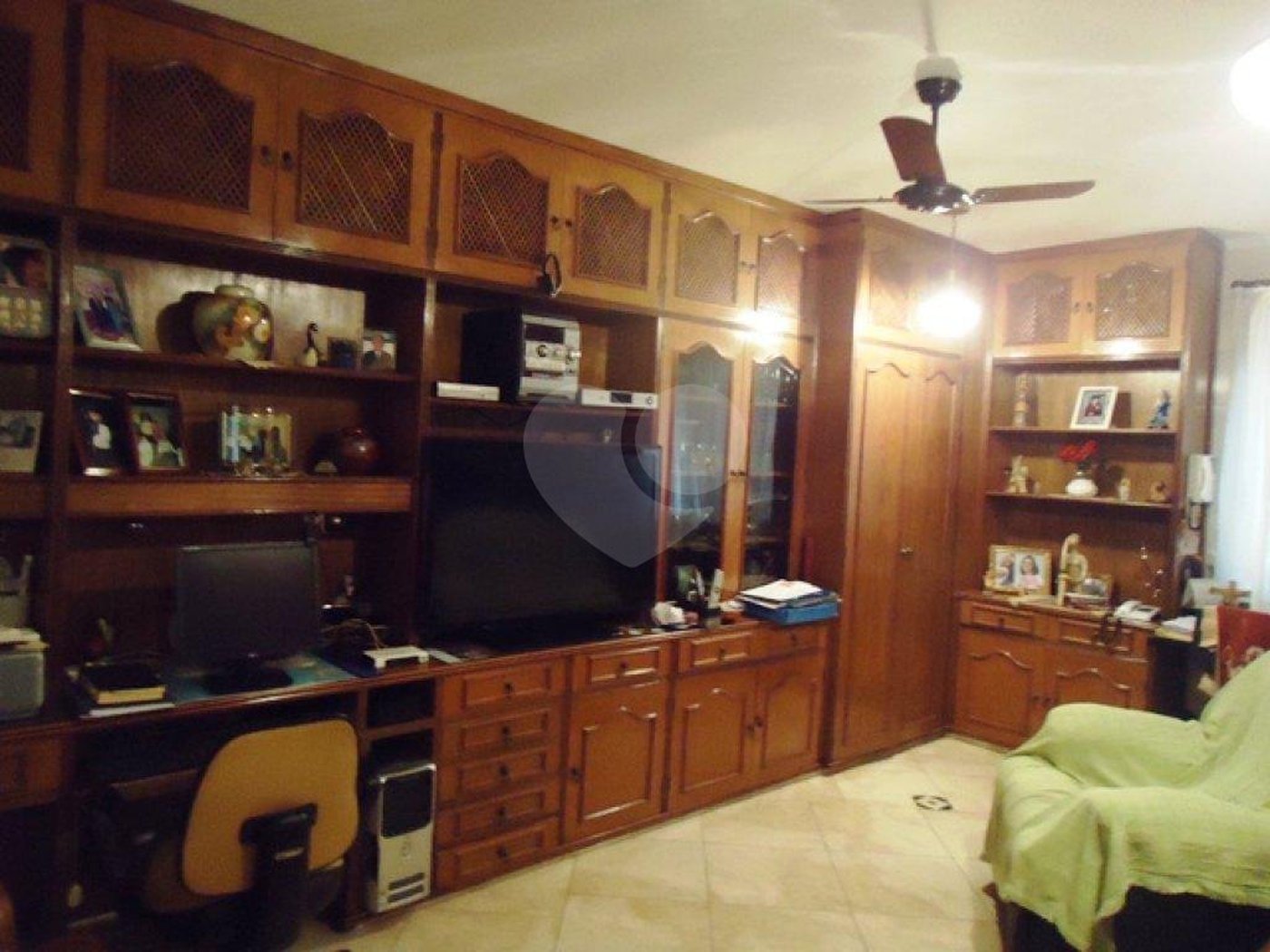 Sobrado à venda com 3 quartos, sendo 1 suíte, em Tremembé, São Paulo, SP