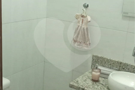 Chácara à venda com 3 quartos, sendo 2 suítes,  em Monterrey, Louveira, SP