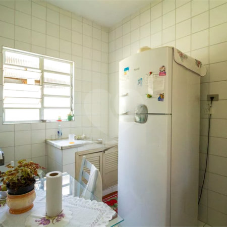 Sobrado à venda com 4 quartos em Vila Brasilina, São Paulo, SP