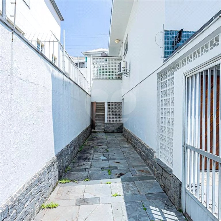 Sobrado à venda com 3 quartos, sendo 1 suíte, em Jardim São Bento, São Paulo, SP