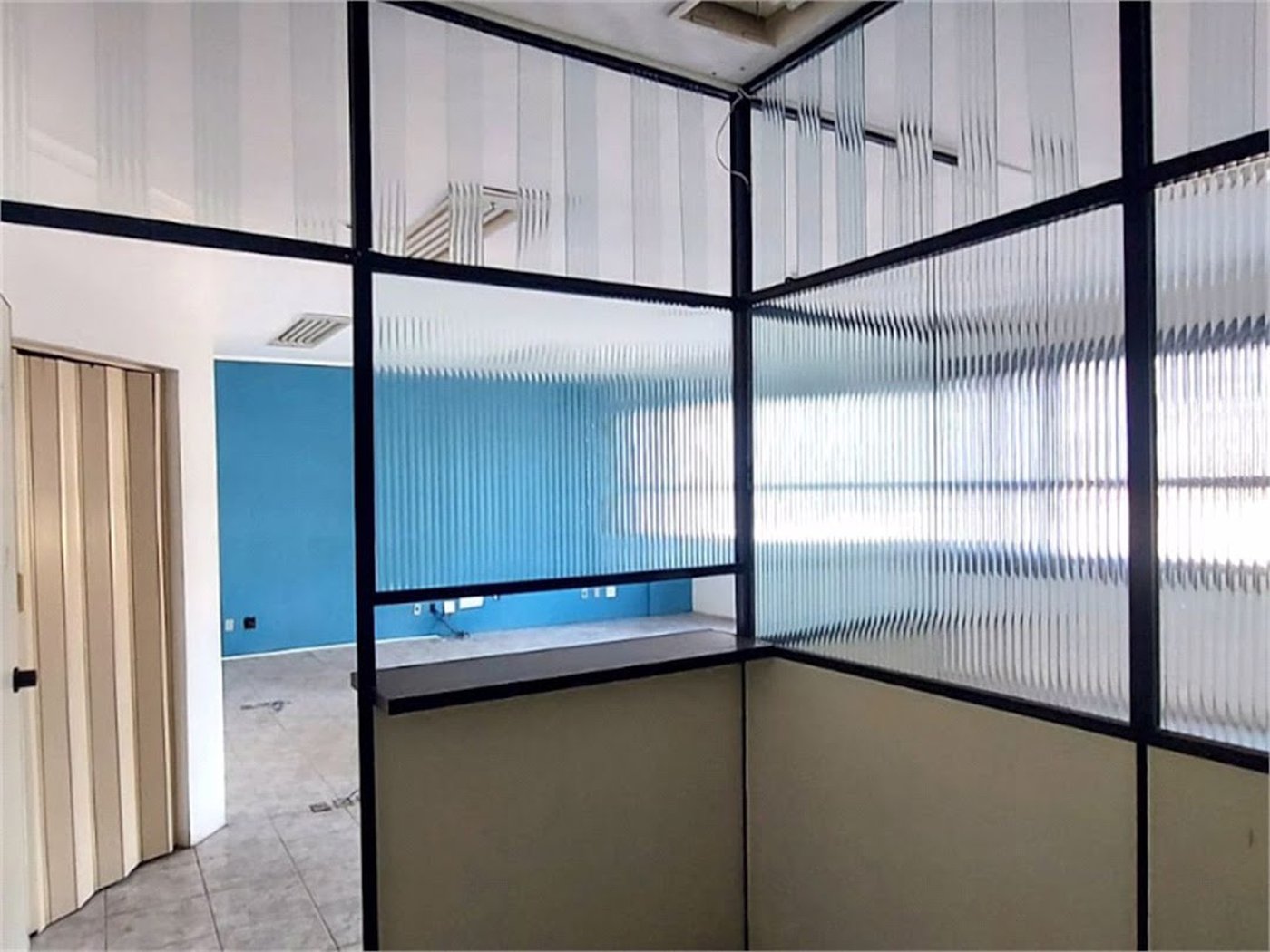 Sala Comercial para venda e locação, Centro, Santos - SA0071.
