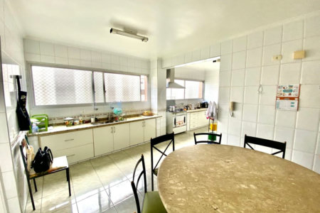 Apartamento à venda com 4 quartos, sendo 2 suítes, em Pinheiros, São Paulo, SP