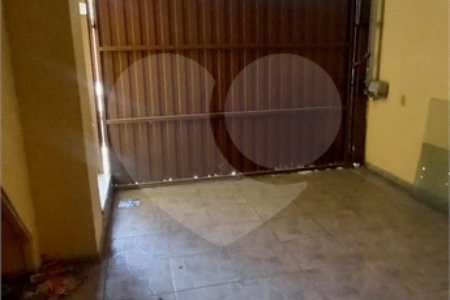 Casa à venda com 3 quartos, sendo 1 suíte, em Bosque dos Eucaliptos, São José dos Campos, SP