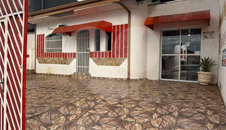 Casa à venda com 4 quartos em Terra Nova, Taubaté, SP