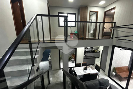 Casa à venda com 2 quartos, sendo 1 suíte,  no condomínio Lago dos Ipês, Itapetininga - SP