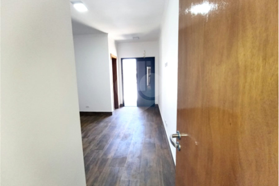 Sobrado à venda com 3 quartos, sendo 1 suíte, em Jardim Maristela, São Paulo, SP