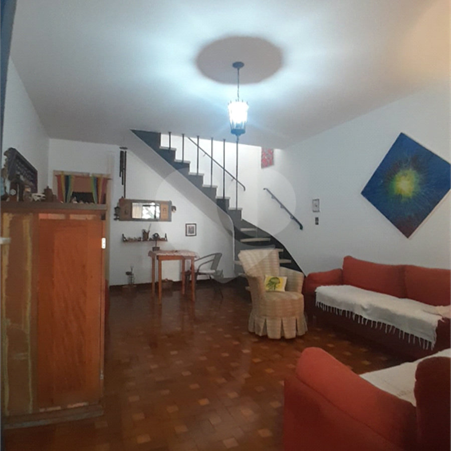 Sobrado à venda com 3 quartos em Sumaré, São Paulo, SP