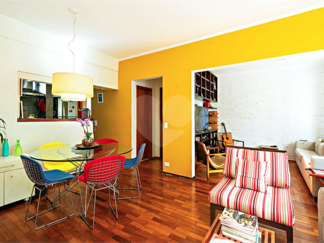 Apartamento à venda com 3 quartos, sendo 1 suíte,  em Jardim Marajoara, São Paulo, SP