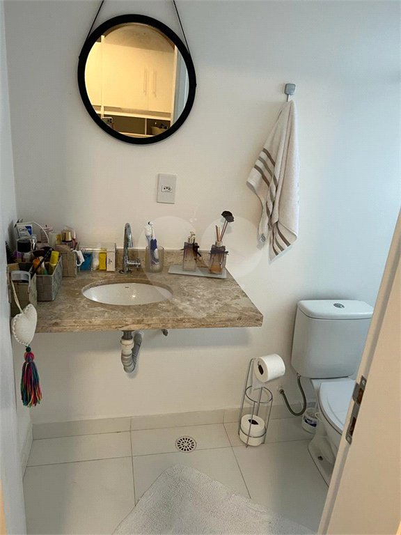 Casa à venda com 2 suítes no condomínio Jd. Avelino II, São Paulo - SP