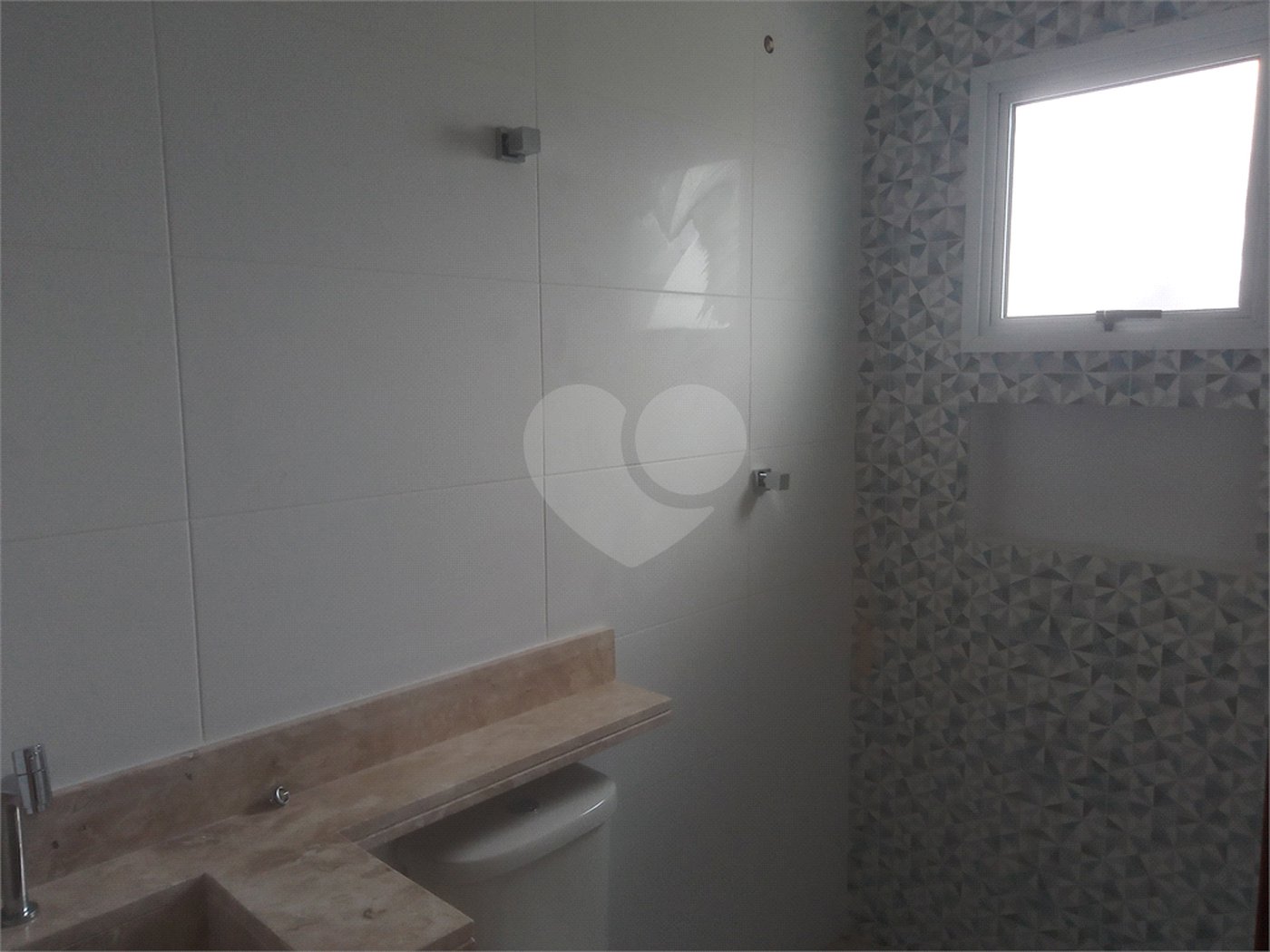 Sobrado à venda com 3 quartos, sendo 1 suíte, em Vila Mazzei, São Paulo, SP