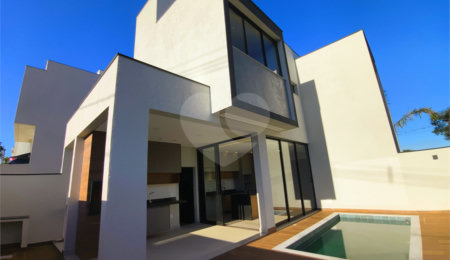 Casa à venda com 3 suítes no condomínio Terras de São Francisco, Sorocaba - SP