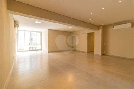 Apartamento à venda com 3 quartos, sendo 2 suítes, em Bela Vista, São Paulo, SP