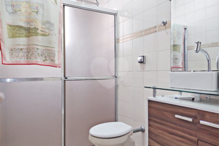 Casa à venda com 5 quartos, sendo 1 suíte, em Água Fria, São Paulo, SP